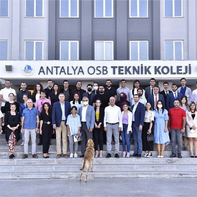 Antalya OSB Teknik Koleji Görücüye Çıktı